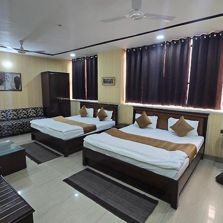 Hotel Amritsar Inn Bagian luar foto