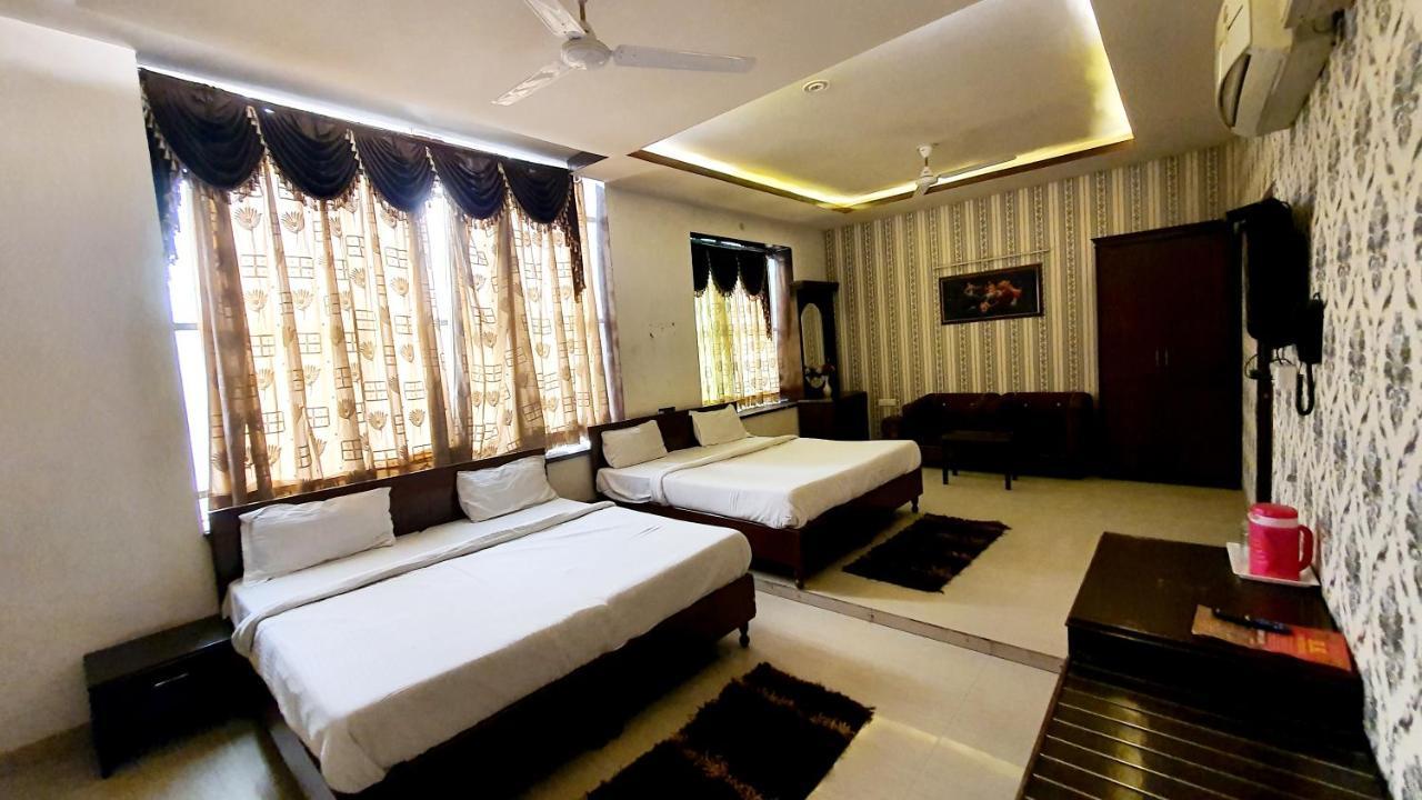 Hotel Amritsar Inn Bagian luar foto